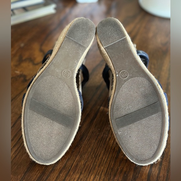 Woven wedge sandals, navy blue Merona Target brand, size 8.5 - Picture 7 of 7